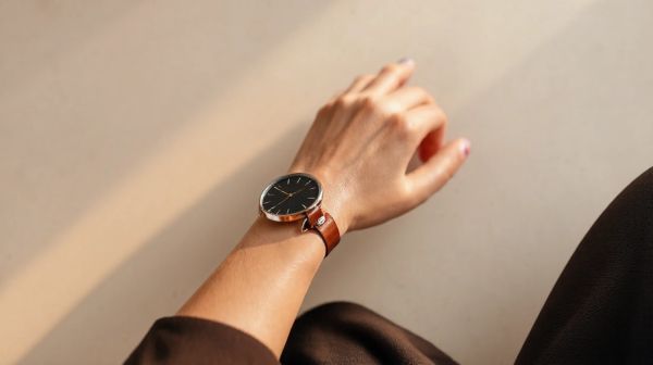 10 raisons de choisir une montre bracelet en cuir chic